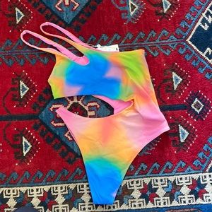 FRANKIES BIKINIS ONE PIECE MAKIE
